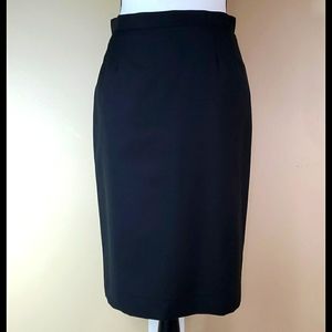 French Eye black skirt